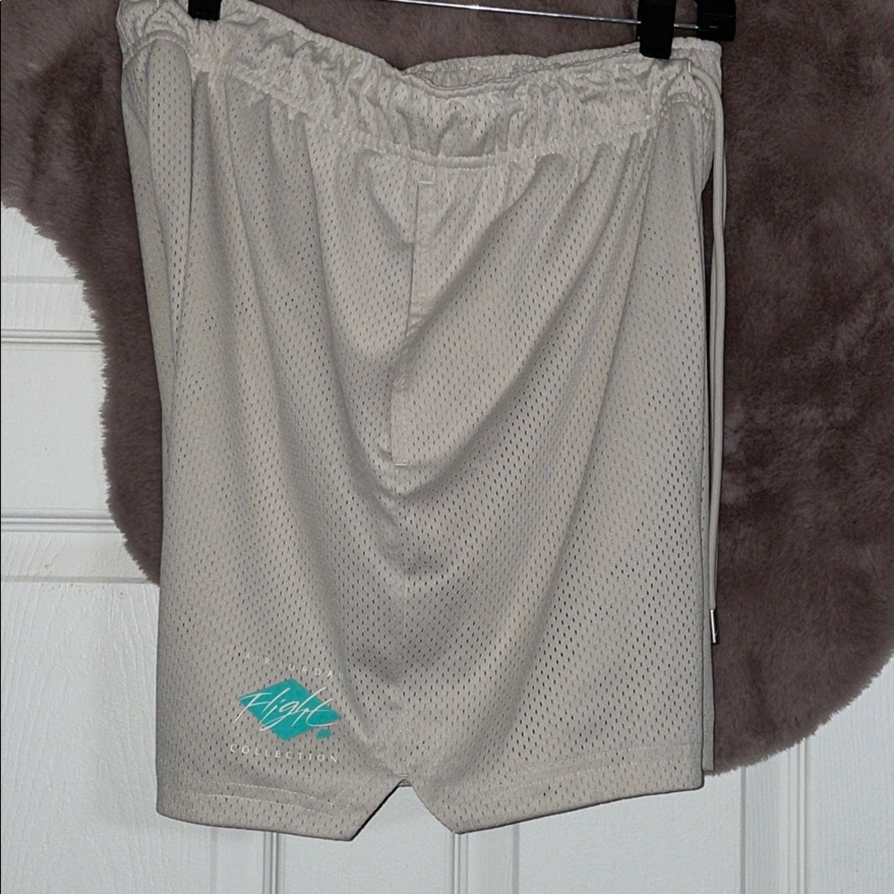 Jordan OffWhite Basketball Shorts with Elastic Waistband - Picture 4 of 6